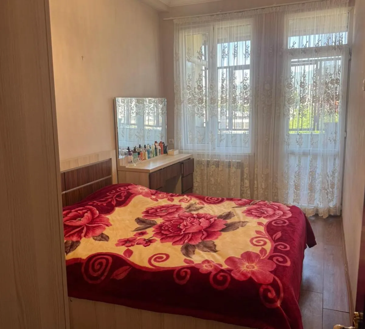 Chugureti, Digmis Masivi Hotell Tbilisi Georgien